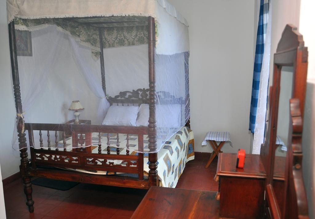 Primrose Inn Kandy Exteriör bild