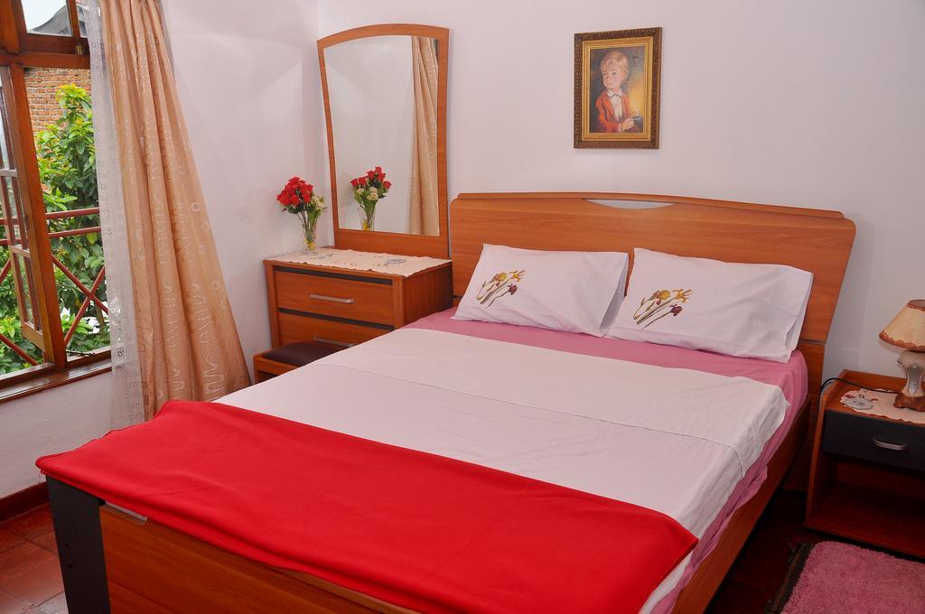 Primrose Inn Kandy Exteriör bild