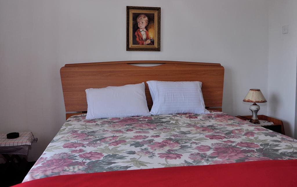 Primrose Inn Kandy Exteriör bild