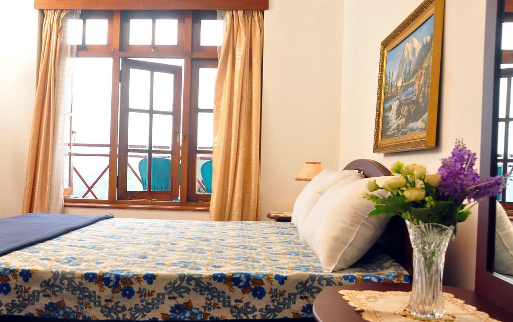 Primrose Inn Kandy Exteriör bild