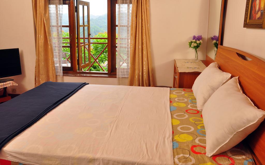 Primrose Inn Kandy Exteriör bild