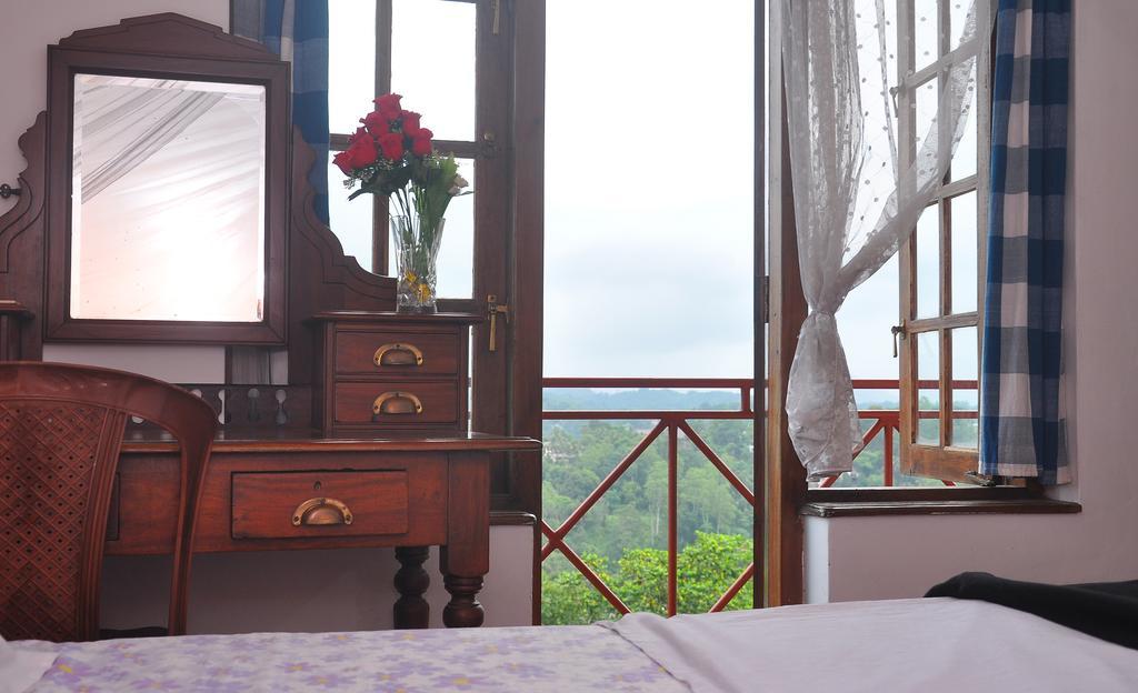 Primrose Inn Kandy Exteriör bild