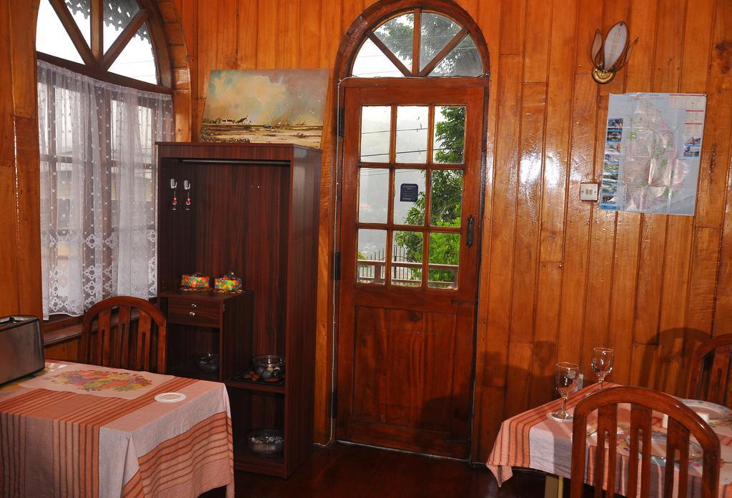 Primrose Inn Kandy Exteriör bild
